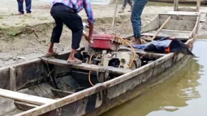 নৌকার শ্যালো ইঞ্জিনে ওড়না পেঁচিয়ে স্কুল ছাত্রীর মৃত্যু